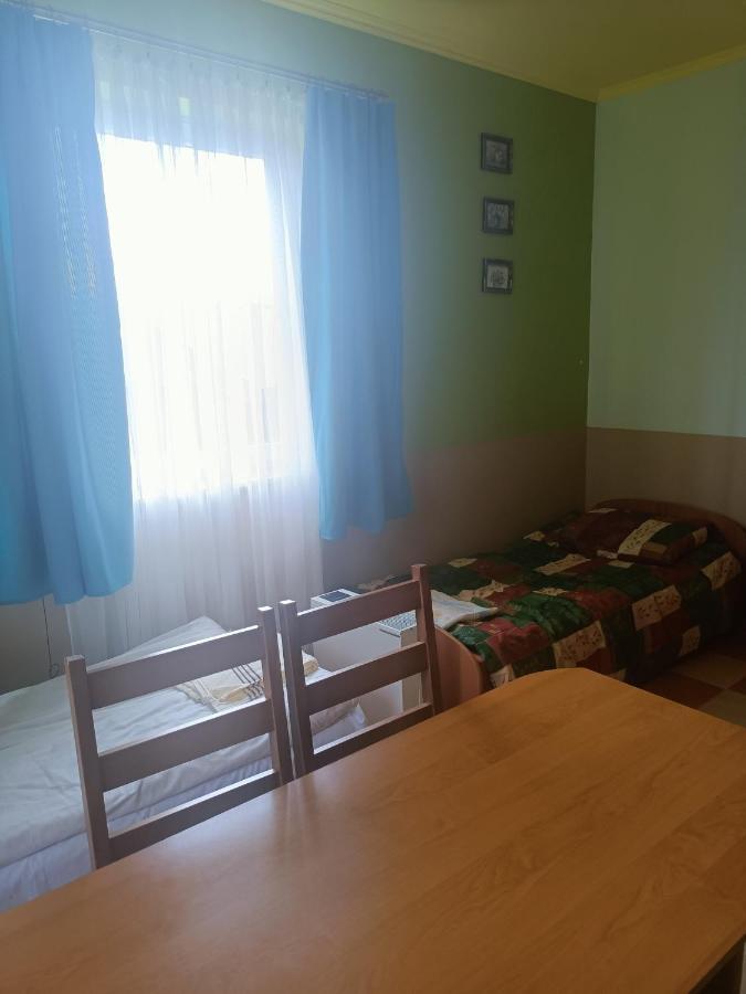 Gosciniec Bobliwo Exterior foto